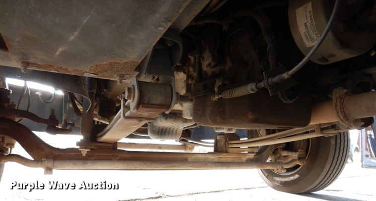 image for item KA9396 2006 Chevrolet C5500  flatbed truck