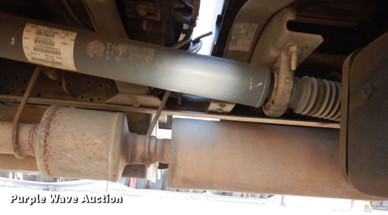 image for item KA9396 2006 Chevrolet C5500  flatbed truck