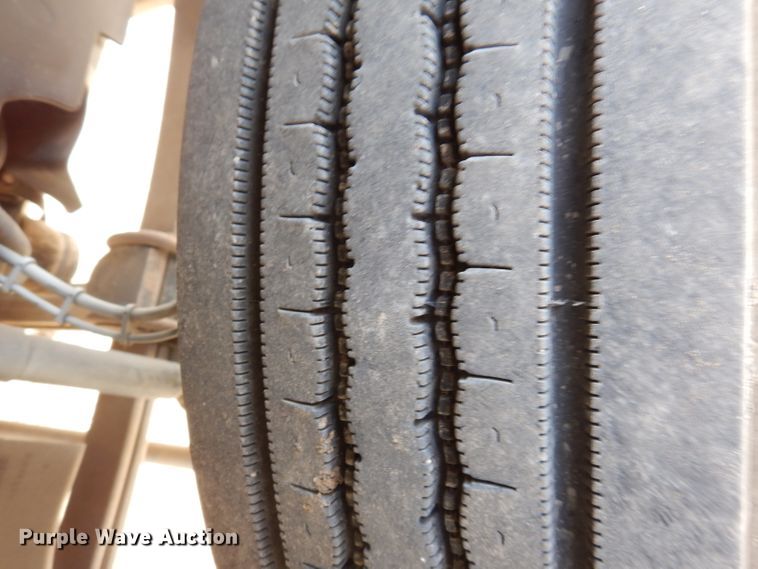 image for item KA9396 2006 Chevrolet C5500  flatbed truck