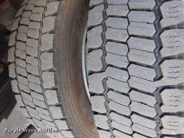 image for item KA9396 2006 Chevrolet C5500  flatbed truck