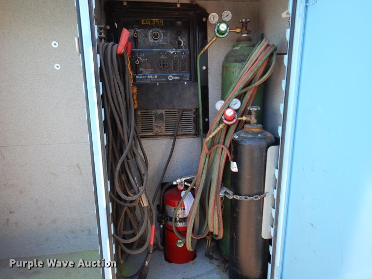 image for item KA9397 2006 Ford F750  utility / service truck