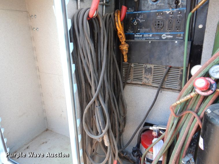 image for item KA9397 2006 Ford F750  utility / service truck