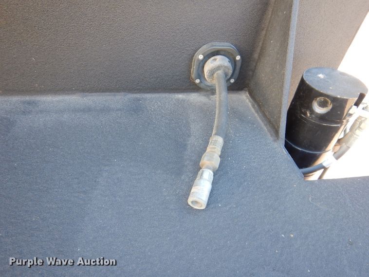 image for item KA9397 2006 Ford F750  utility / service truck