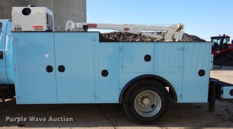 image for item KA9397 2006 Ford F750  utility / service truck