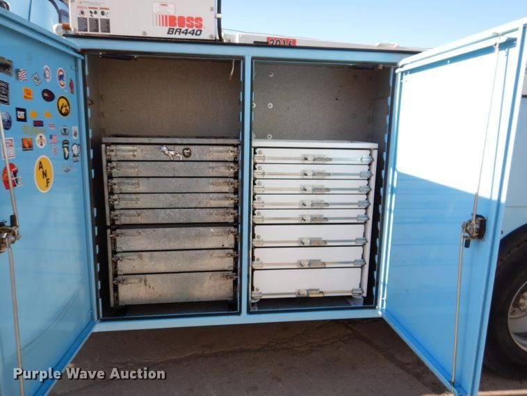 image for item KA9397 2006 Ford F750  utility / service truck