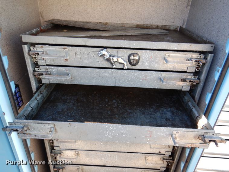 image for item KA9397 2006 Ford F750  utility / service truck