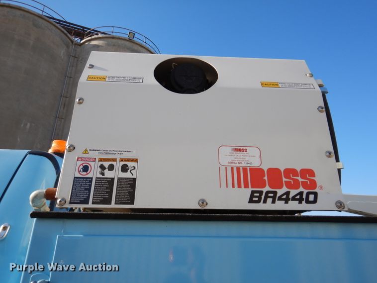 image for item KA9397 2006 Ford F750  utility / service truck