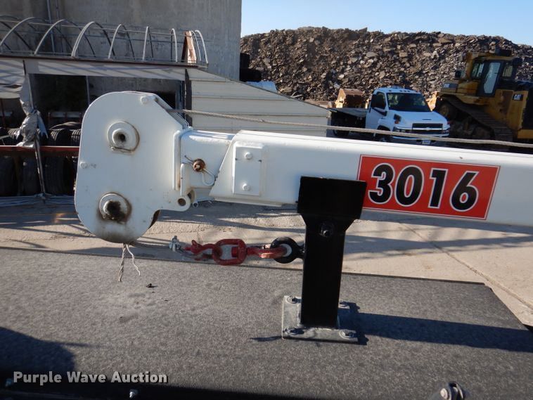 image for item KA9397 2006 Ford F750  utility / service truck