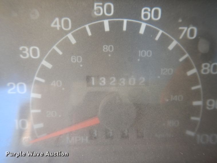 image for item KA9397 2006 Ford F750  utility / service truck