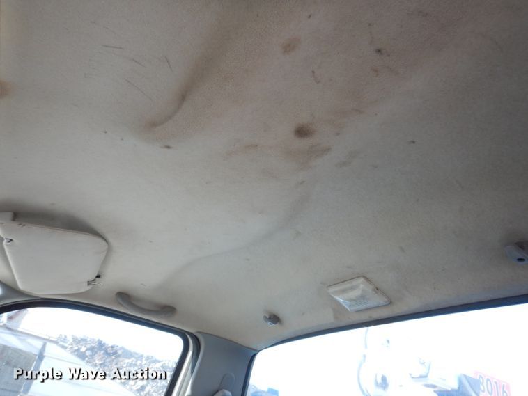 image for item KA9397 2006 Ford F750  utility / service truck