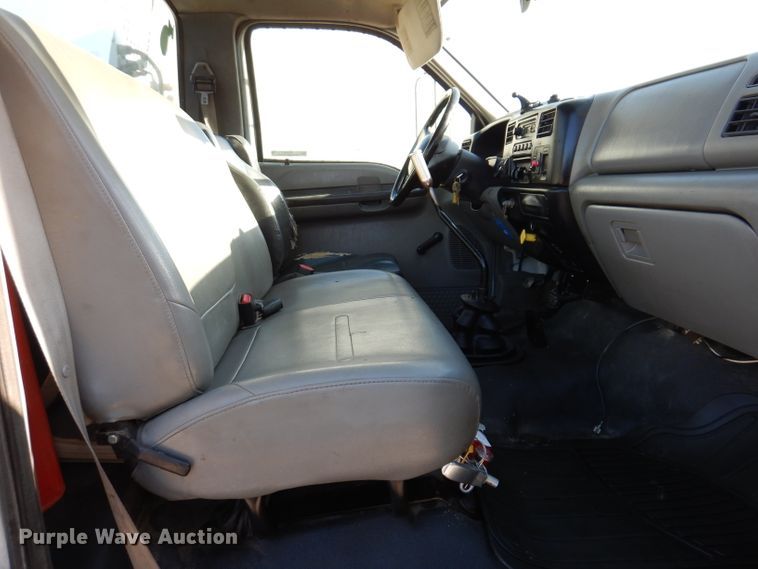 image for item KA9397 2006 Ford F750  utility / service truck