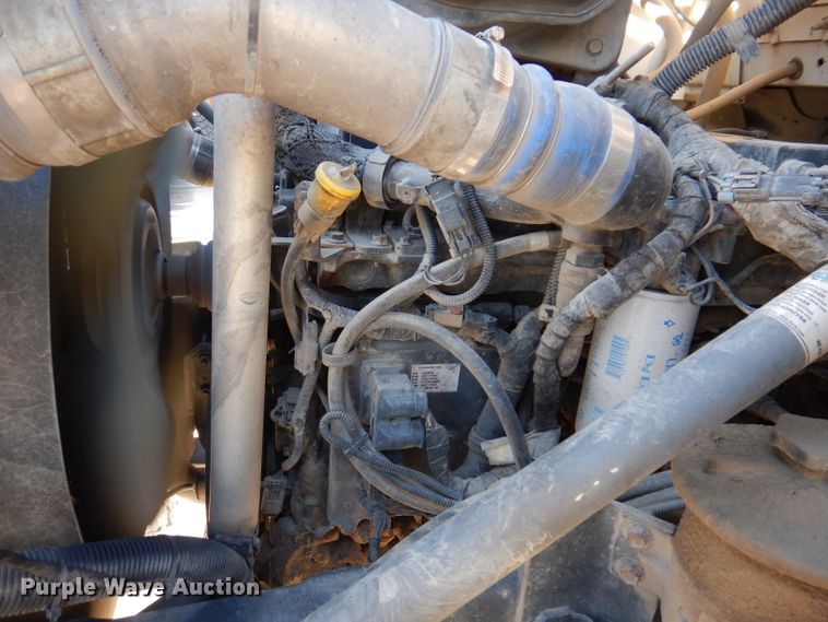 image for item KA9397 2006 Ford F750  utility / service truck