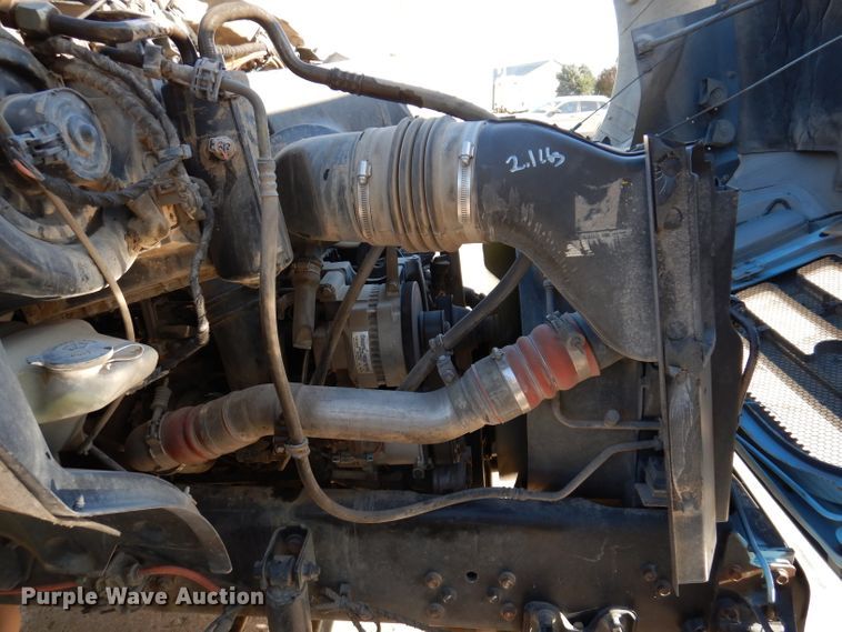 image for item KA9397 2006 Ford F750  utility / service truck