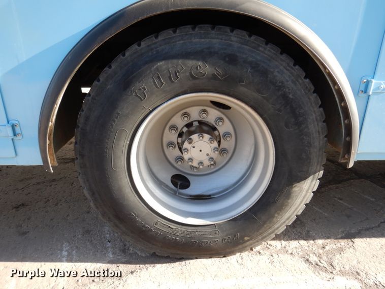 image for item KA9397 2006 Ford F750  utility / service truck