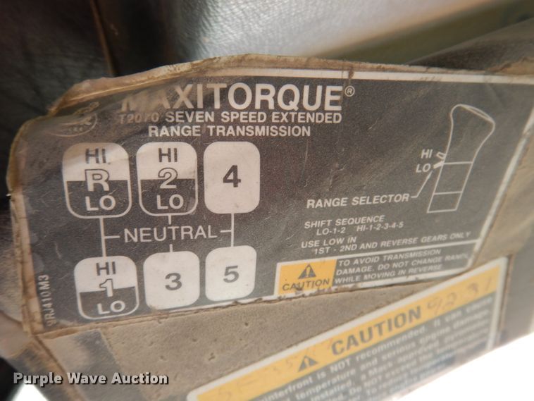 image for item KA9433 1992 Mack RD690S  semi truck