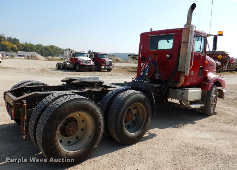 image for item KA9434 1995 International 9200  semi truck