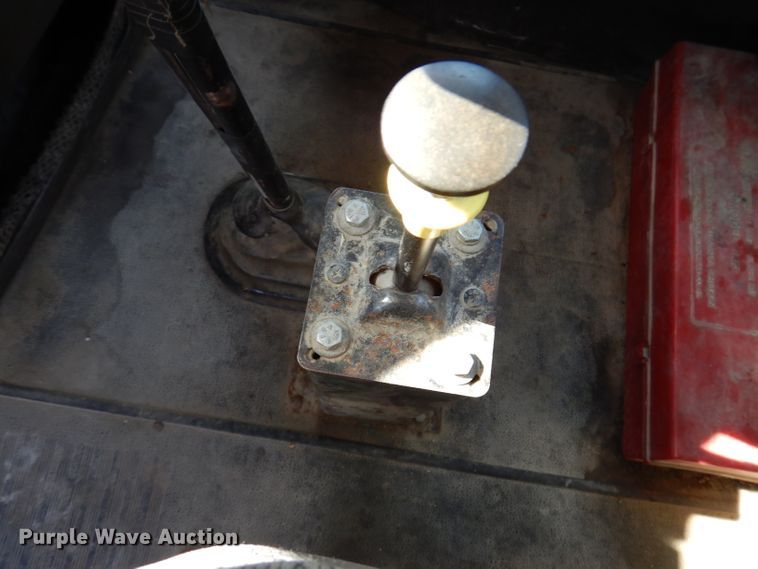 image for item KA9434 1995 International 9200  semi truck