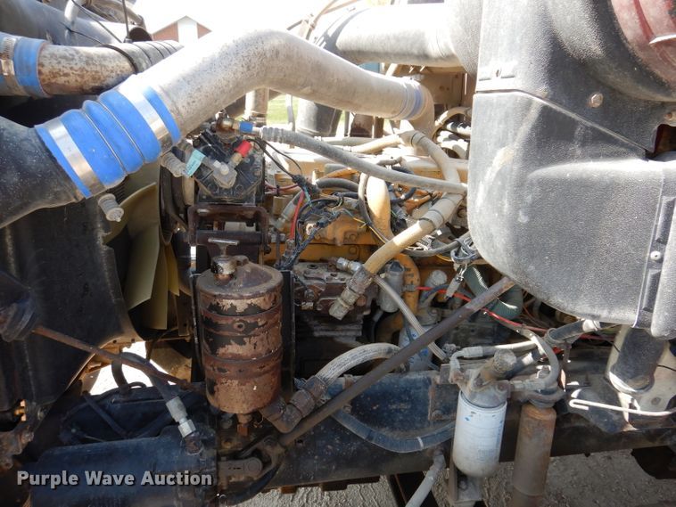 image for item KA9434 1995 International 9200  semi truck