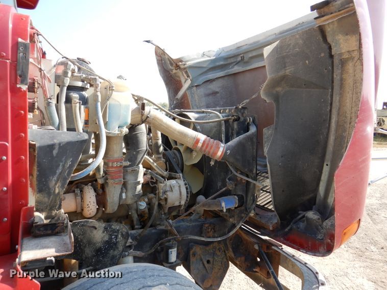 image for item KA9434 1995 International 9200  semi truck