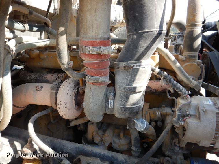 image for item KA9434 1995 International 9200  semi truck