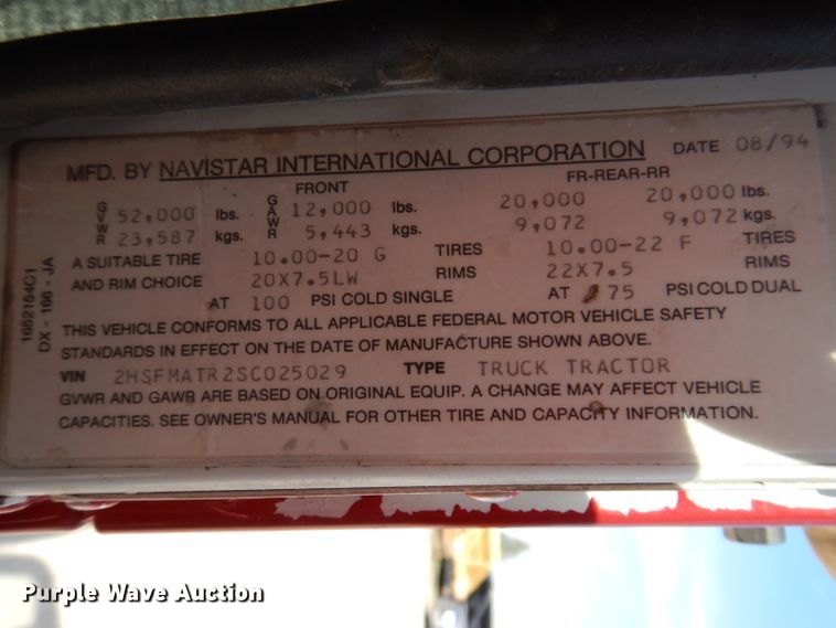 image for item KA9434 1995 International 9200  semi truck