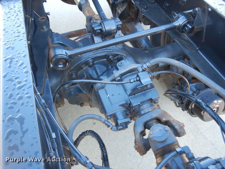 image for item KU9134 1976 White Road Commander 2  semi truck