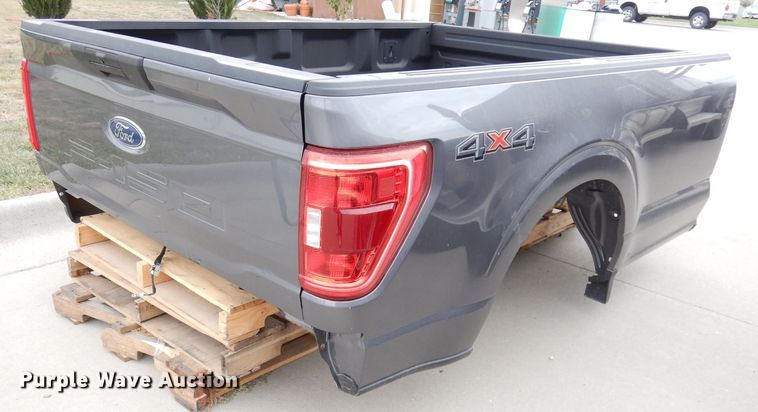 image for item DG0882 2021 Ford F150  pickup truck bed