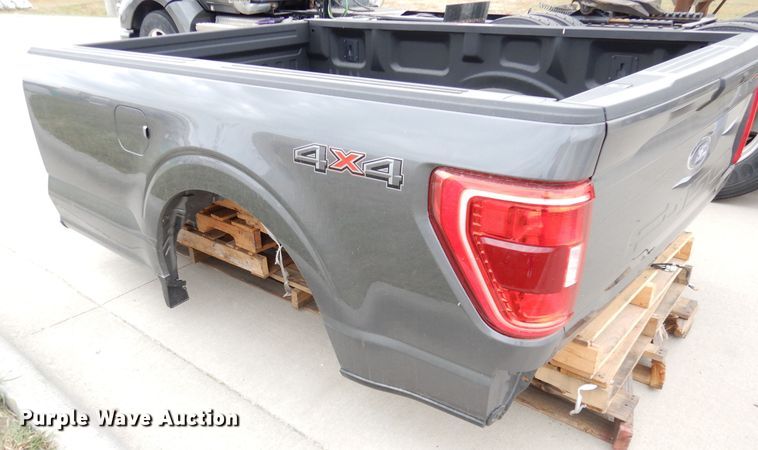 image for item DG0882 2021 Ford F150  pickup truck bed