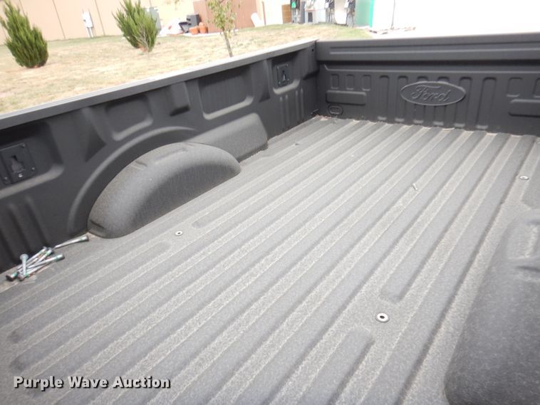 image for item DG0882 2021 Ford F150  pickup truck bed