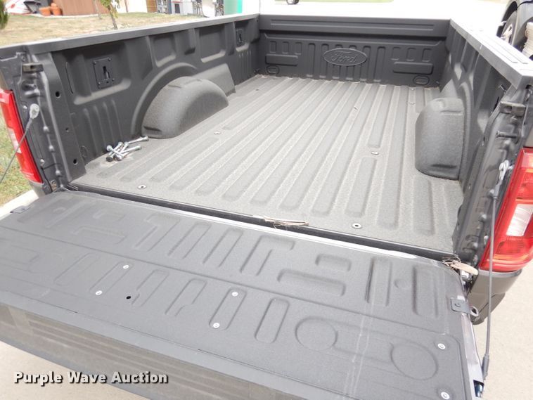 image for item DG0882 2021 Ford F150  pickup truck bed