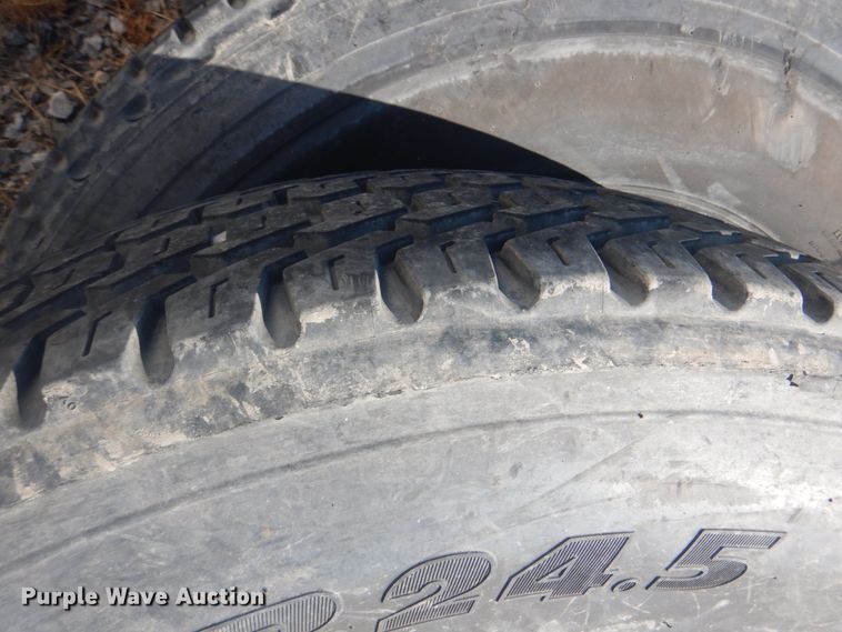 image for item DG1864 (8) 11R24.5 tires