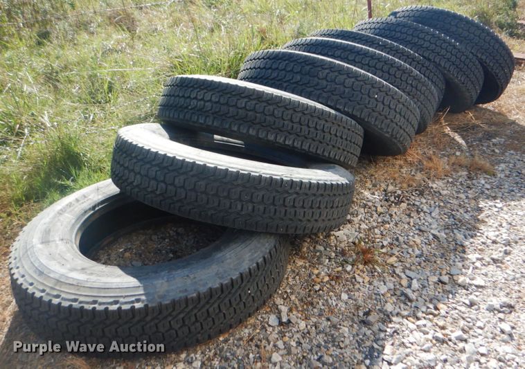 image for item DG1864 (8) 11R24.5 tires