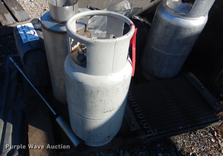 image for item DG1865 Automotive parts