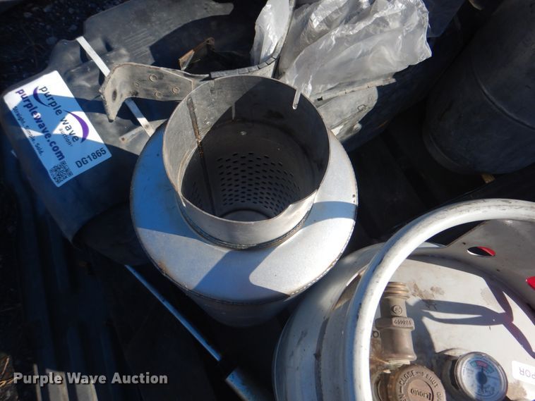 image for item DG1865 Automotive parts