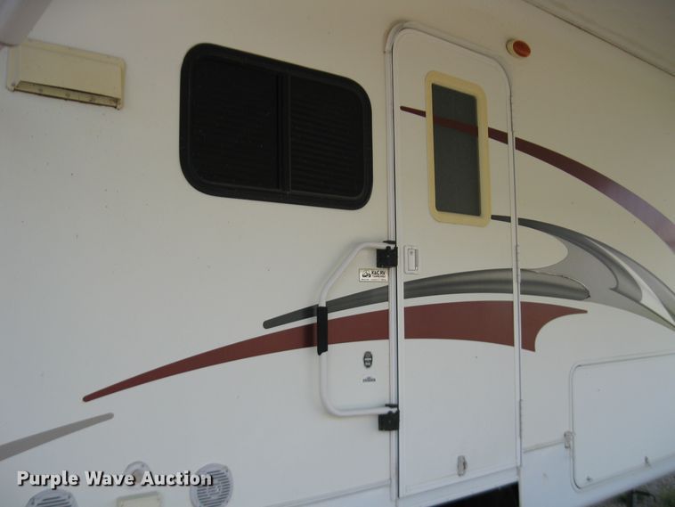 image for item DI2767 2009 Sundance  camper