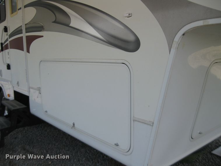 image for item DI2767 2009 Sundance  camper