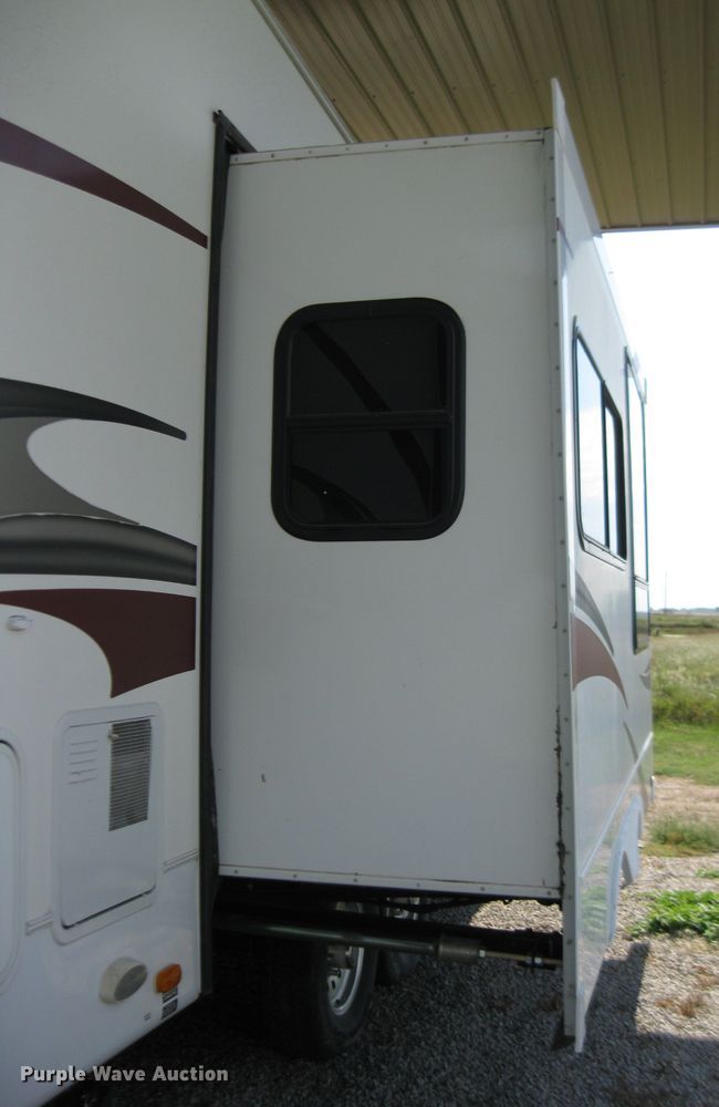 image for item DI2767 2009 Sundance  camper