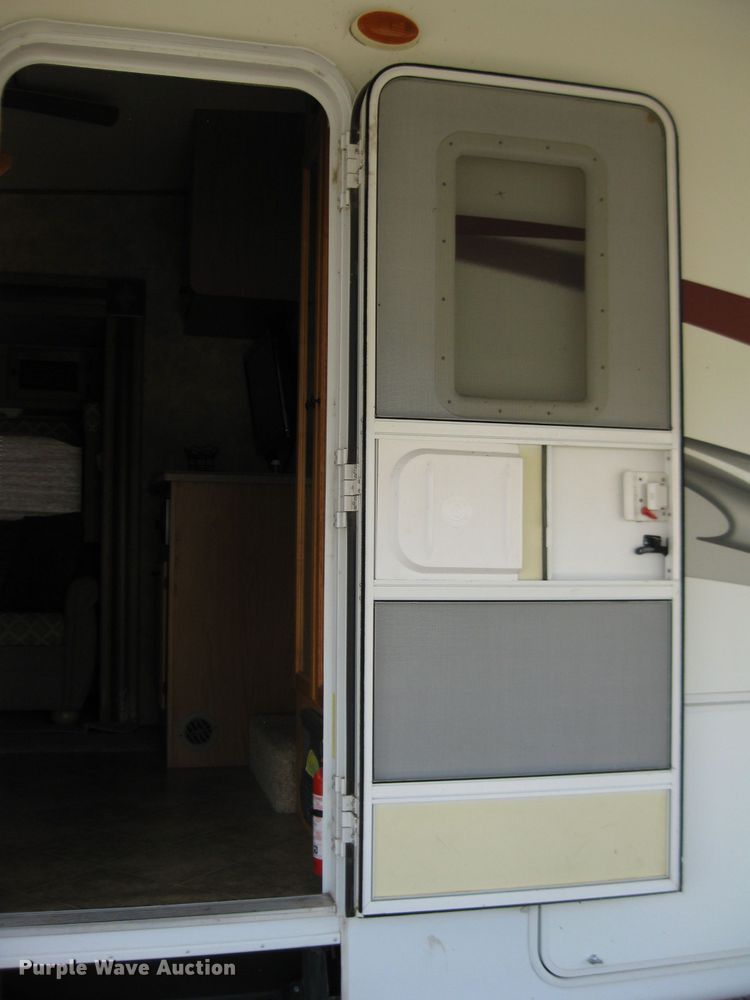 image for item DI2767 2009 Sundance  camper