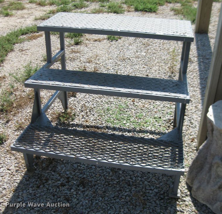 image for item DI2767 2009 Sundance  camper