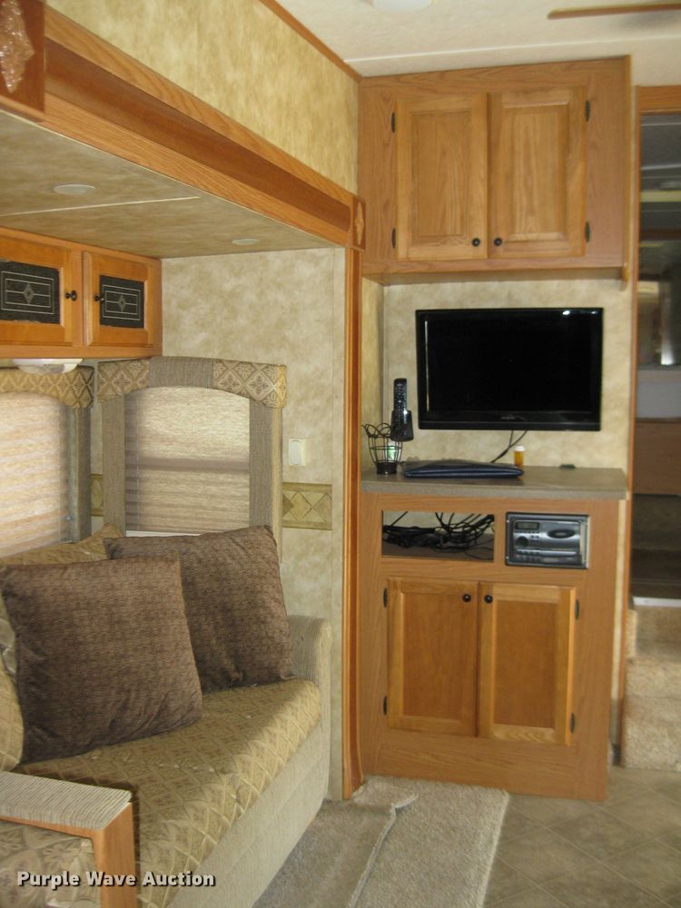 image for item DI2767 2009 Sundance  camper