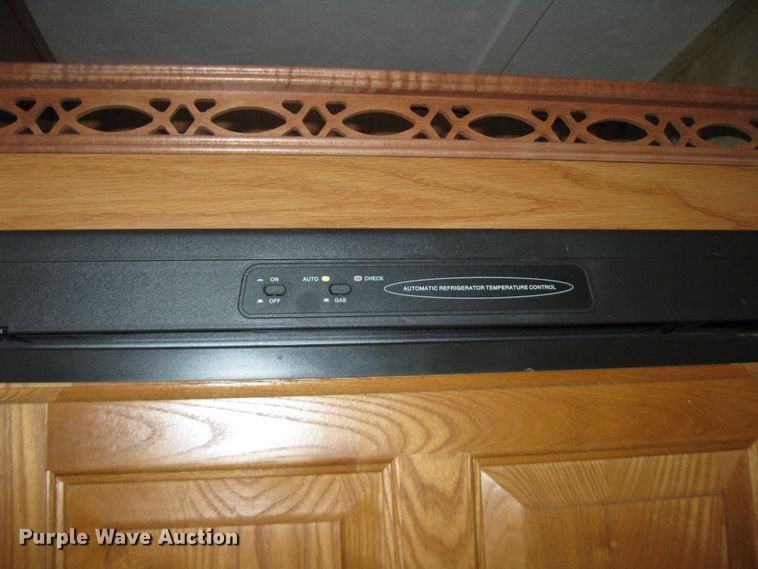 image for item DI2767 2009 Sundance  camper