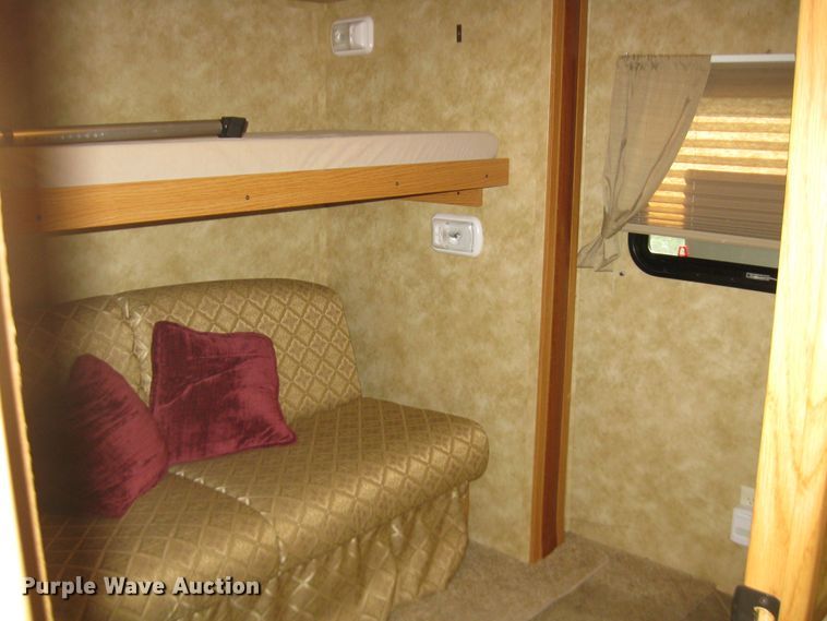 image for item DI2767 2009 Sundance  camper