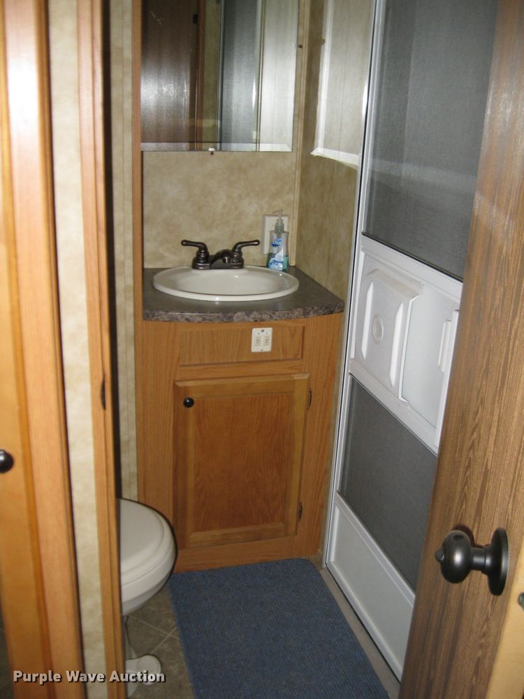 image for item DI2767 2009 Sundance  camper