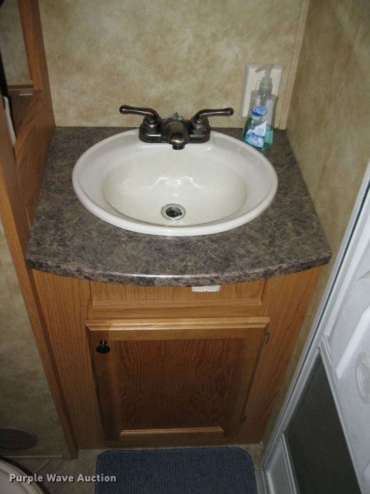 image for item DI2767 2009 Sundance  camper