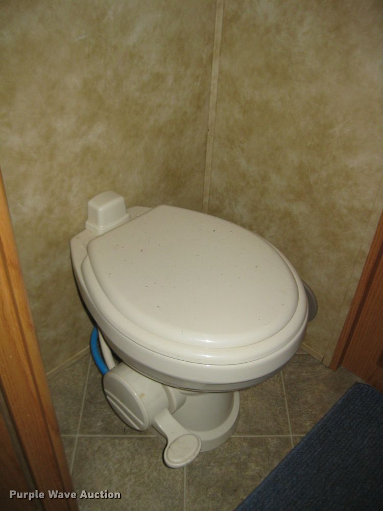 image for item DI2767 2009 Sundance  camper