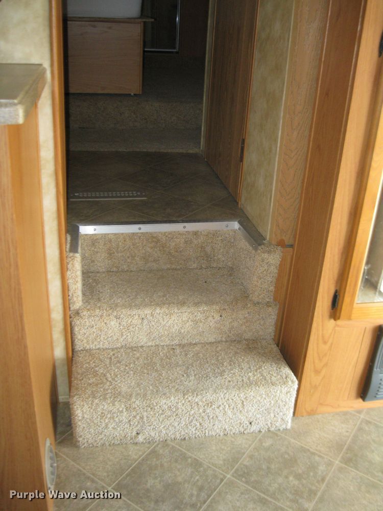 image for item DI2767 2009 Sundance  camper