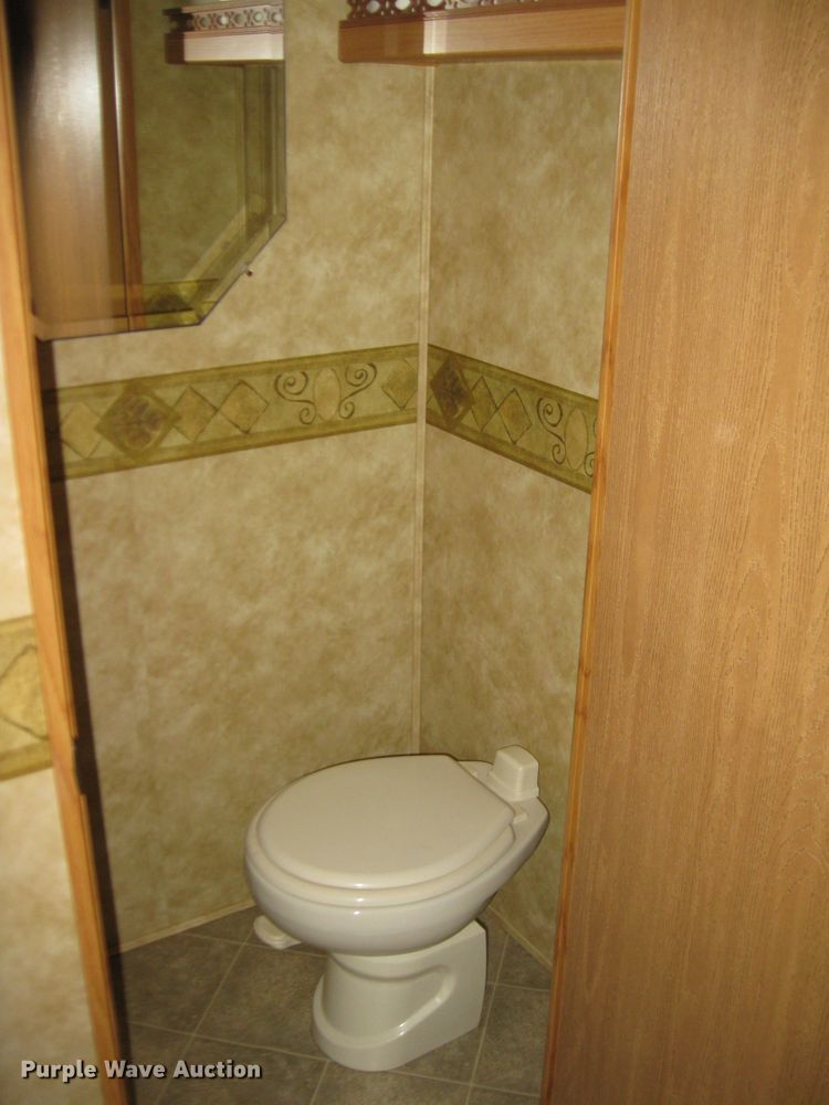 image for item DI2767 2009 Sundance  camper