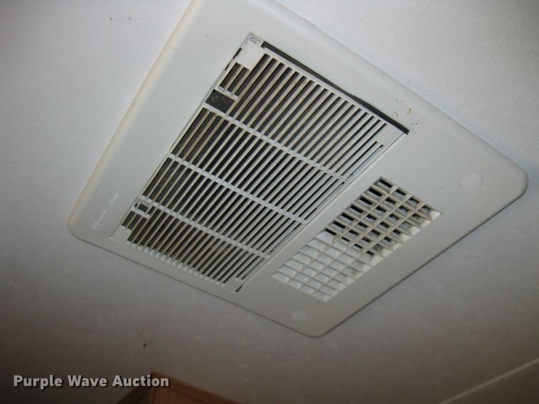 image for item DI2767 2009 Sundance  camper