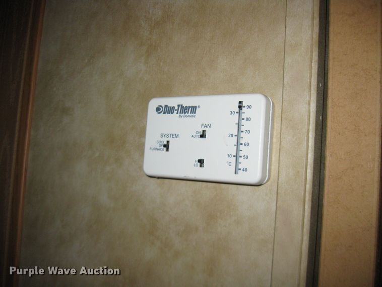 image for item DI2767 2009 Sundance  camper