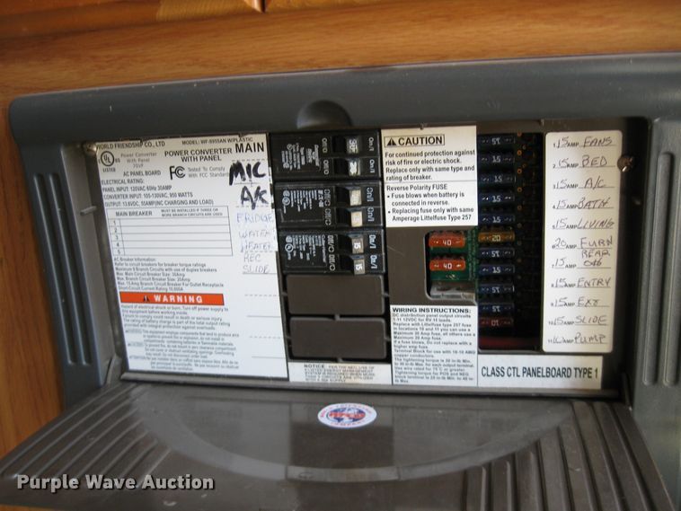 image for item DI2767 2009 Sundance  camper